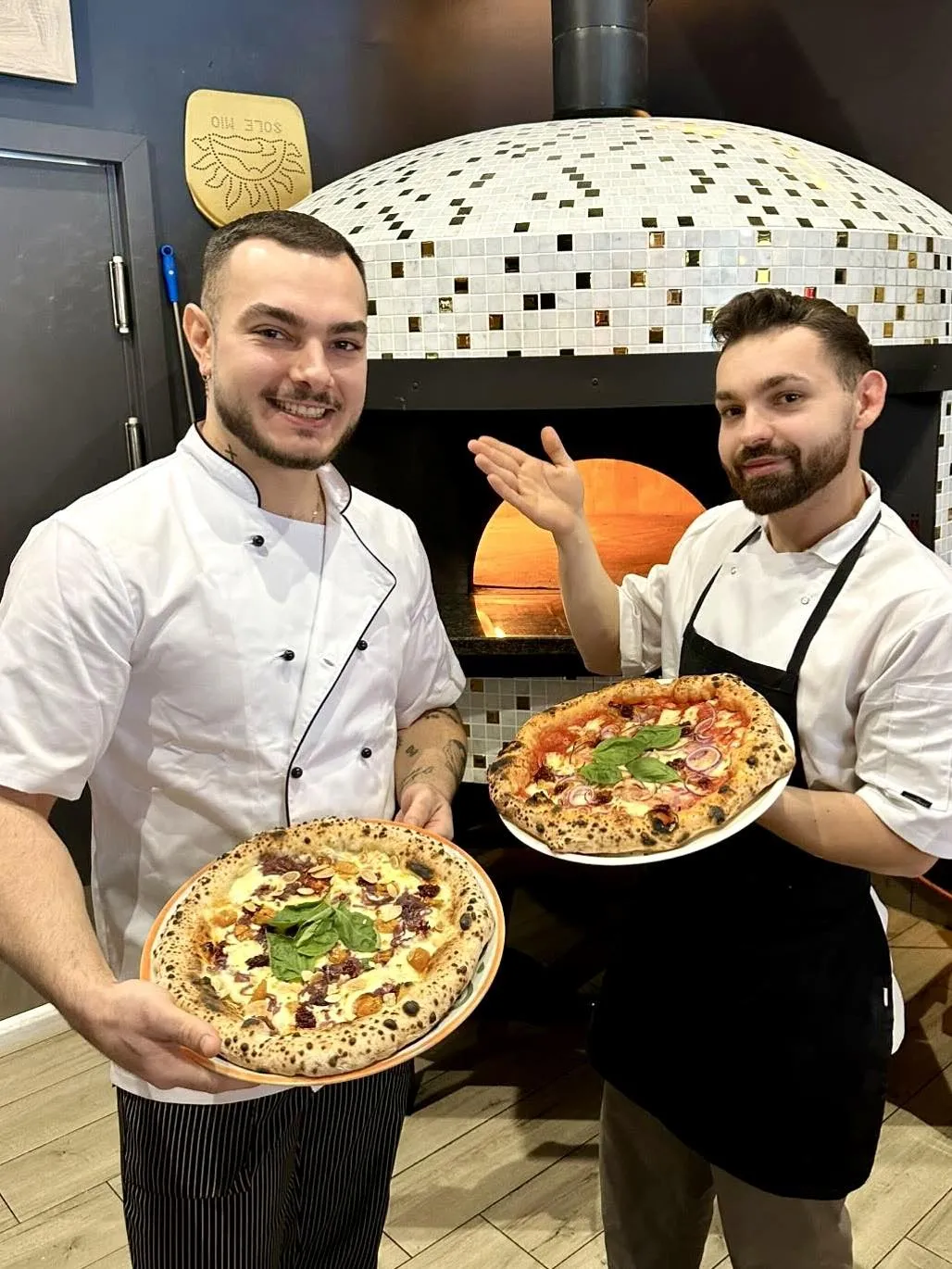 Piec do pizzy gastronomiczny — jaki wybrać do pizzerii? Poradnik 2026